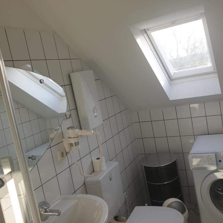 45 M² Maisonette-Wohnung In Uni-/Hauptbahnhofnaehe Дуйсбург Экстерьер фото