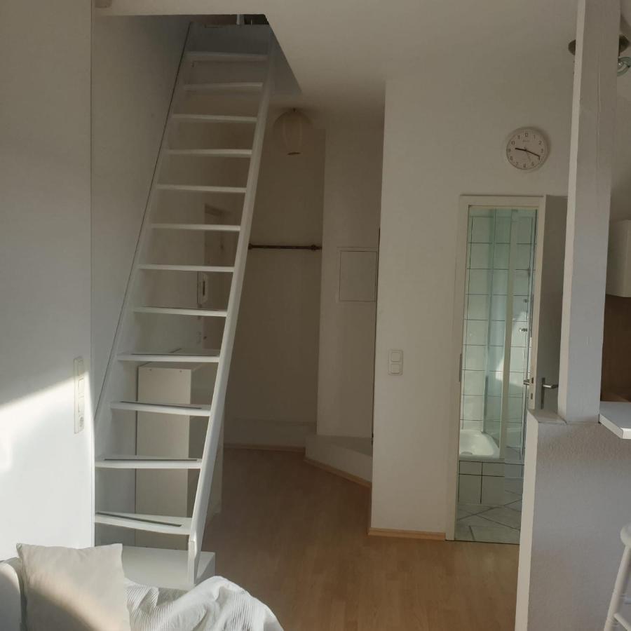 45 M² Maisonette-Wohnung In Uni-/Hauptbahnhofnaehe Дуйсбург Экстерьер фото