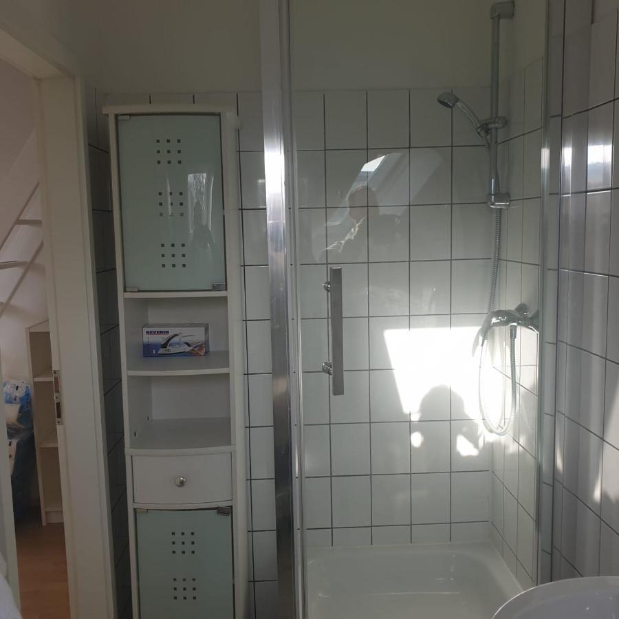 45 M² Maisonette-Wohnung In Uni-/Hauptbahnhofnaehe Дуйсбург Экстерьер фото